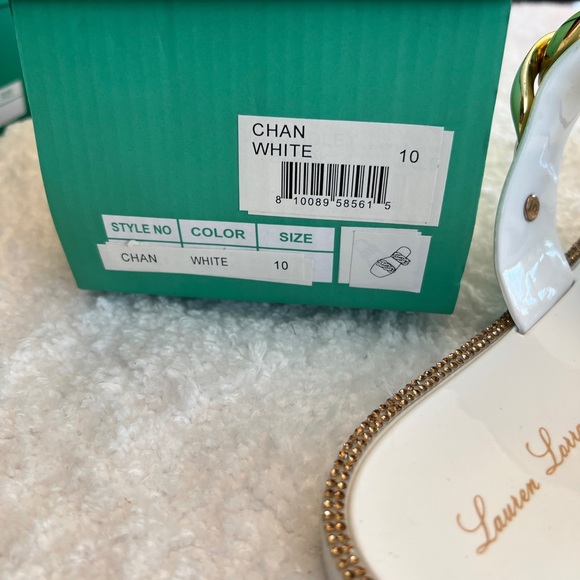 Lauren Lorraine White Sandals with Gold Chain - Picture 4 of 7